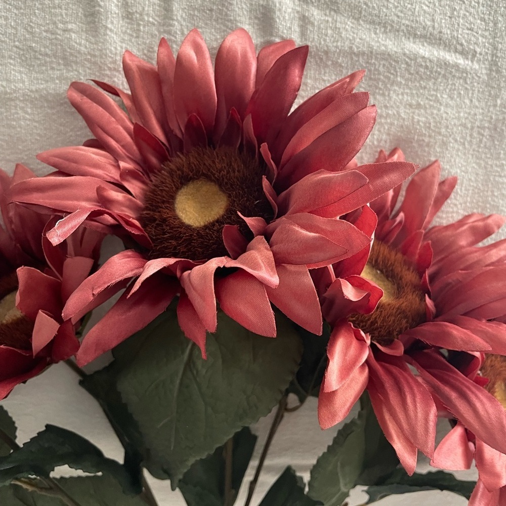 NWT Ashland Artificial Floral Arrangement with Red and Green Accents - Picture 8 of 15